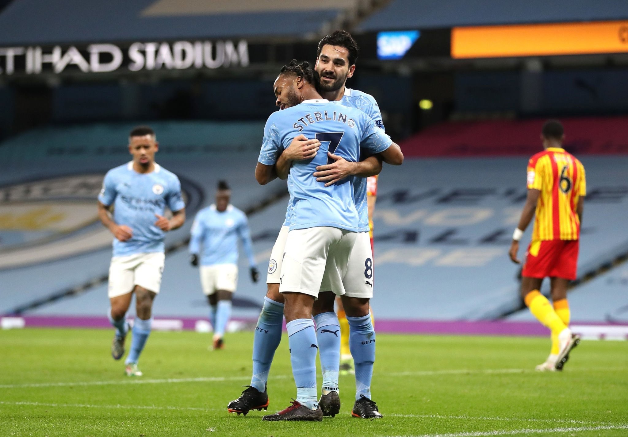 现出的投射 现出的投射